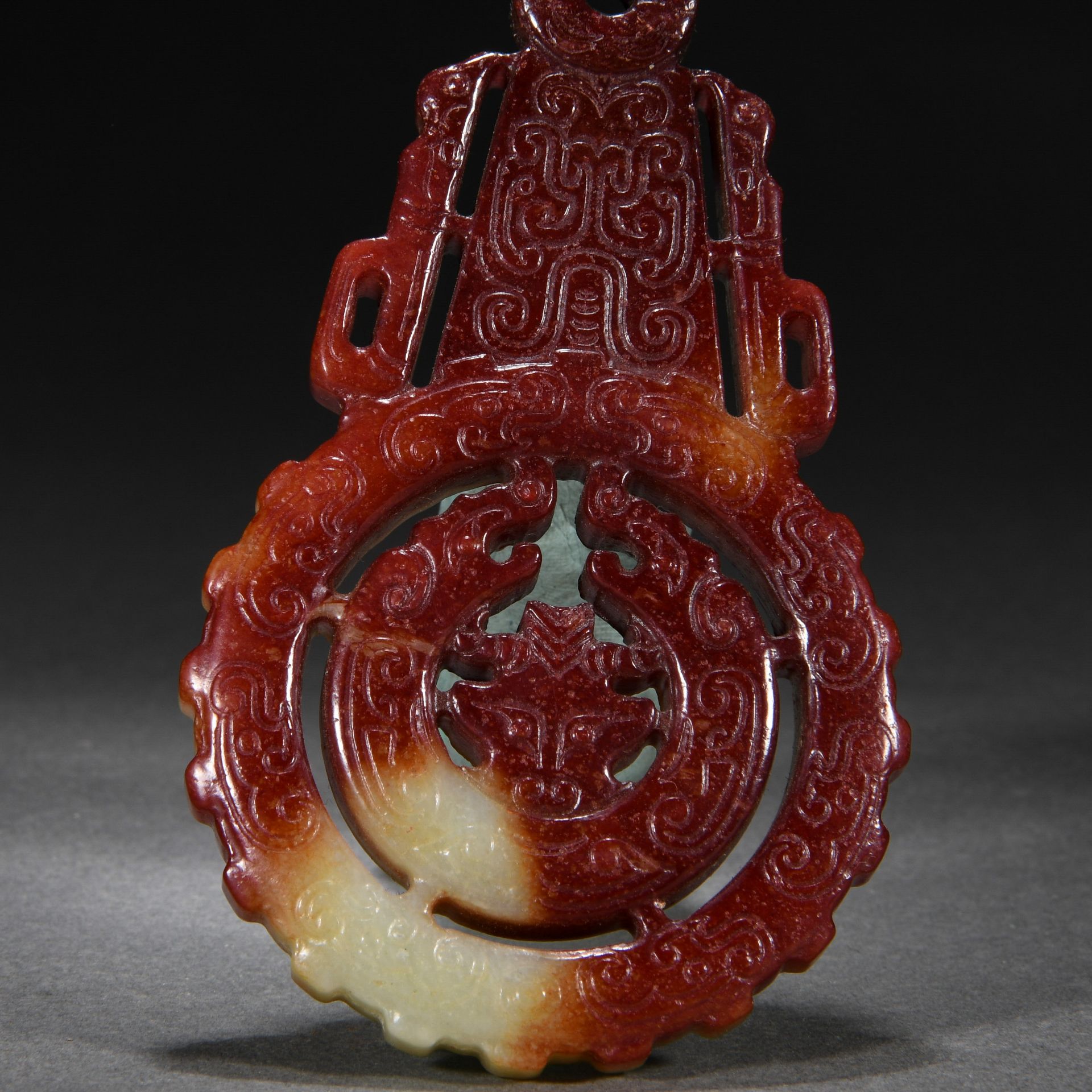 A Chinese Carved Jade Ornament - Image 7 of 8