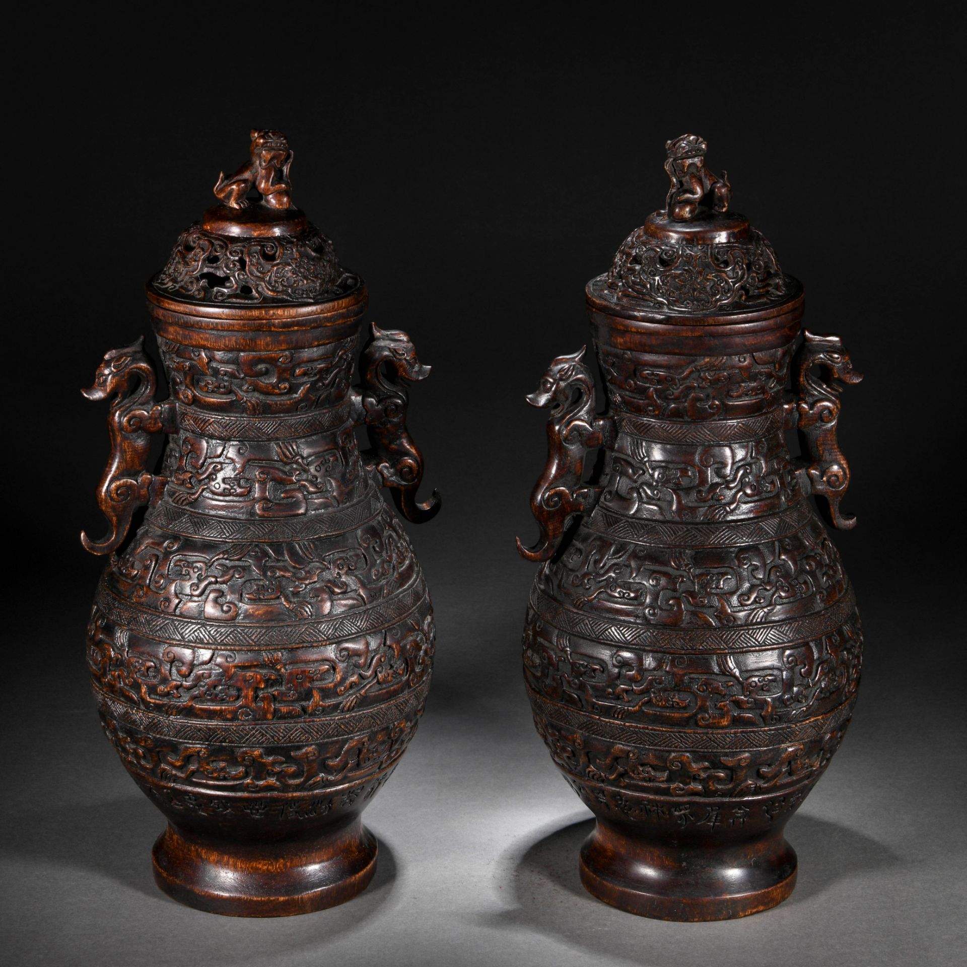 Pair Chinese Carved Rosewood Chilong Vases - Bild 3 aus 12