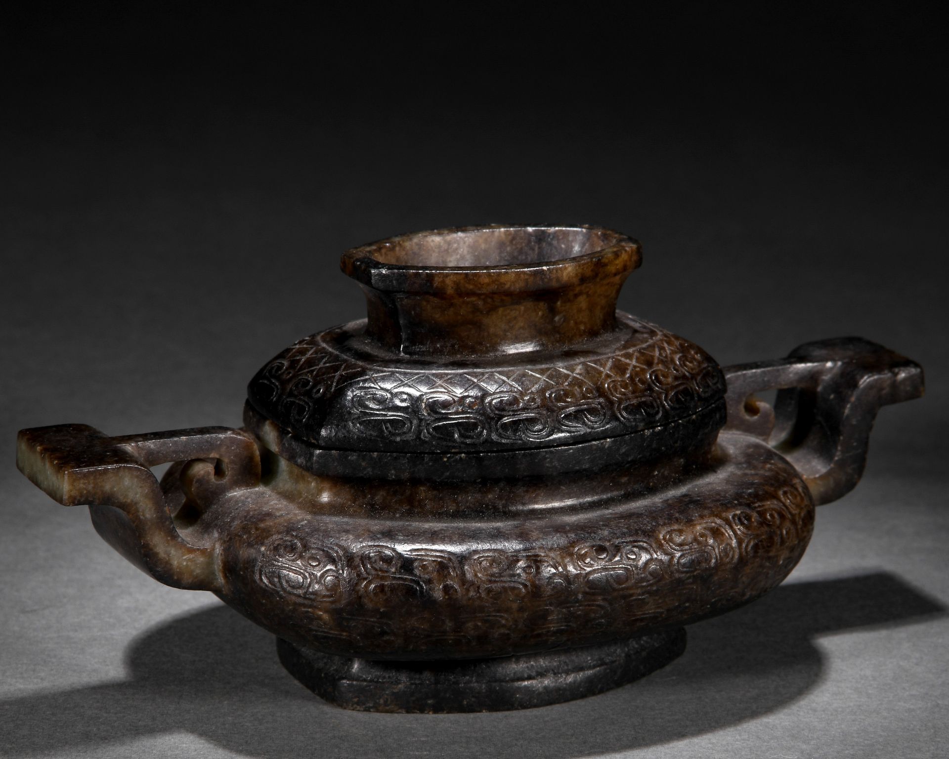 A Chinese Carved Jade Censer with Cover - Image 4 of 8