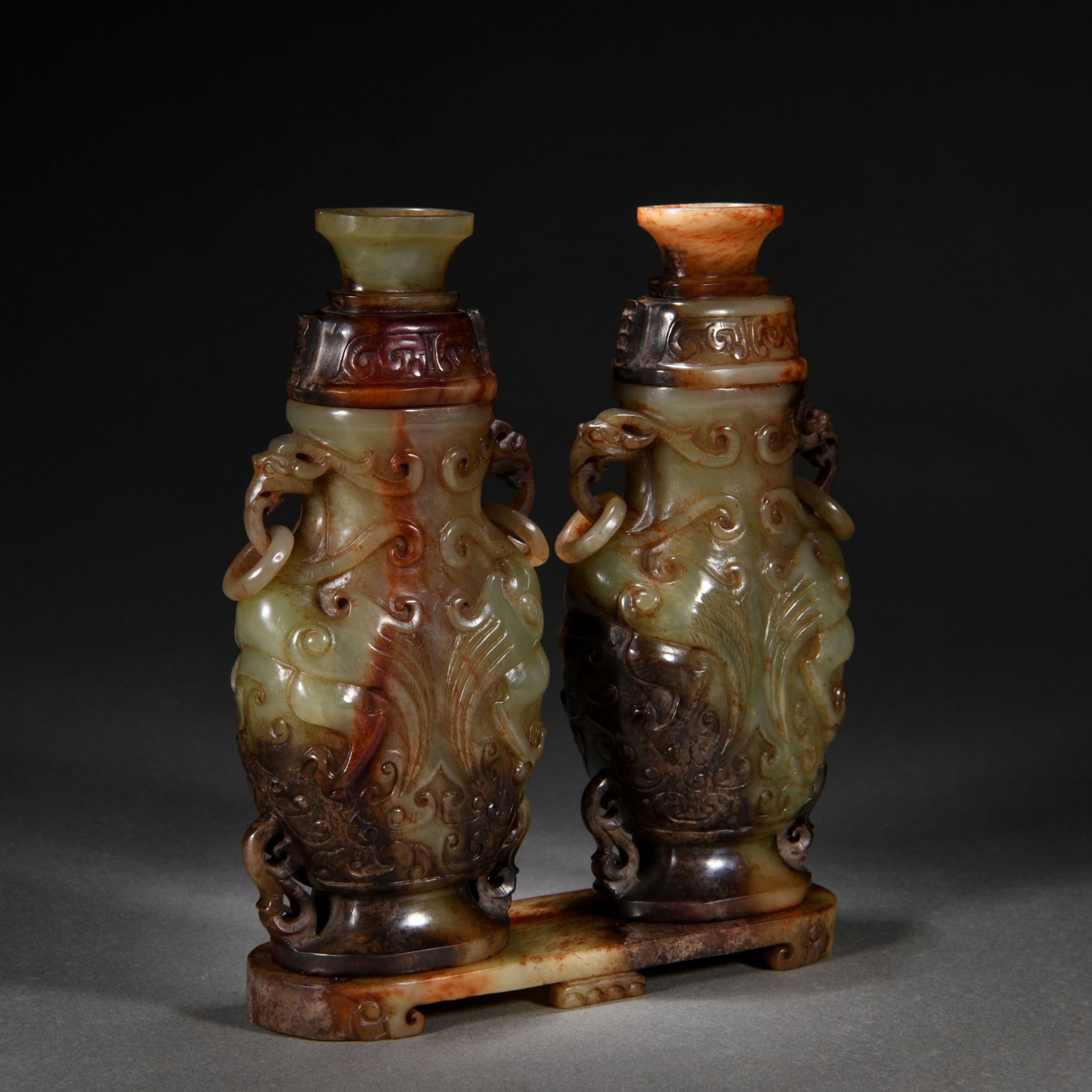 Pair Chinese Carved Jade Vessels - Bild 4 aus 9