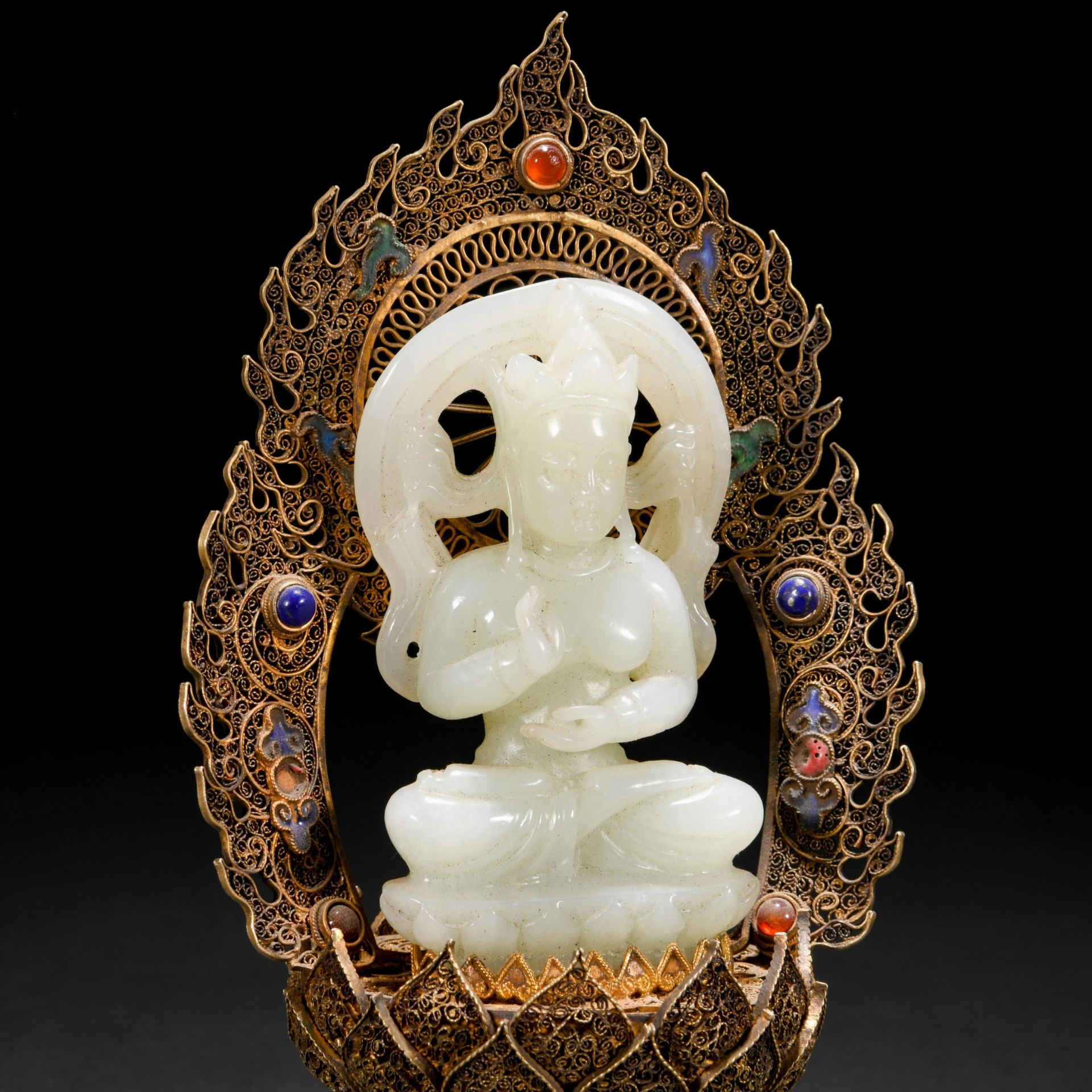 A Chinese Carved White Jade Seated Buddha - Image 2 of 7