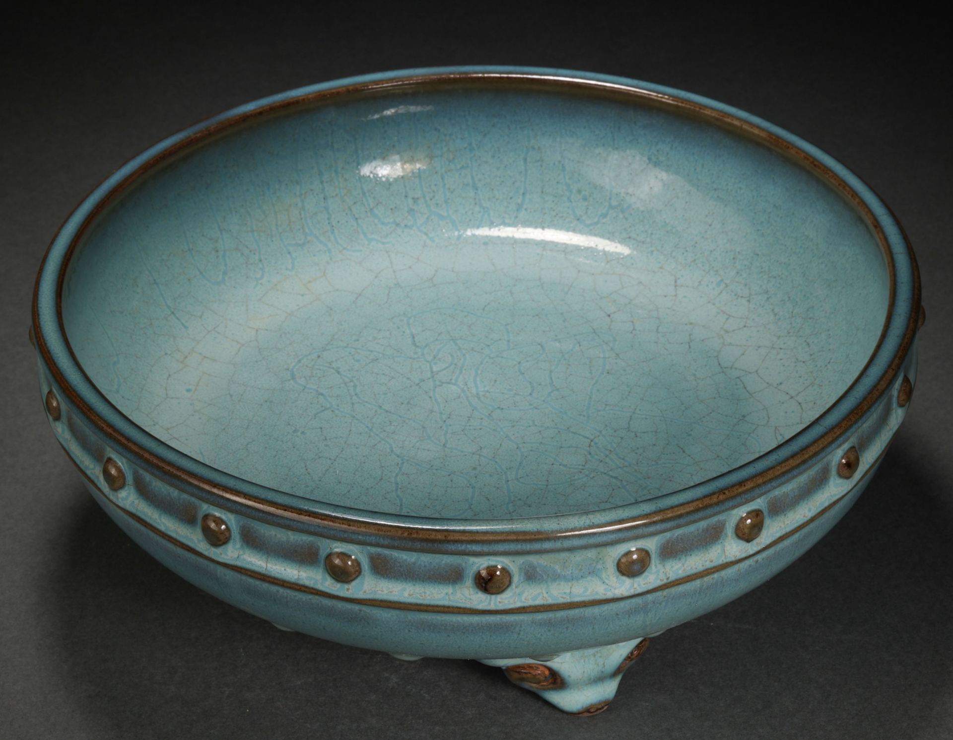 A Chinese Jun-ware Tripod Censer - Image 4 of 8