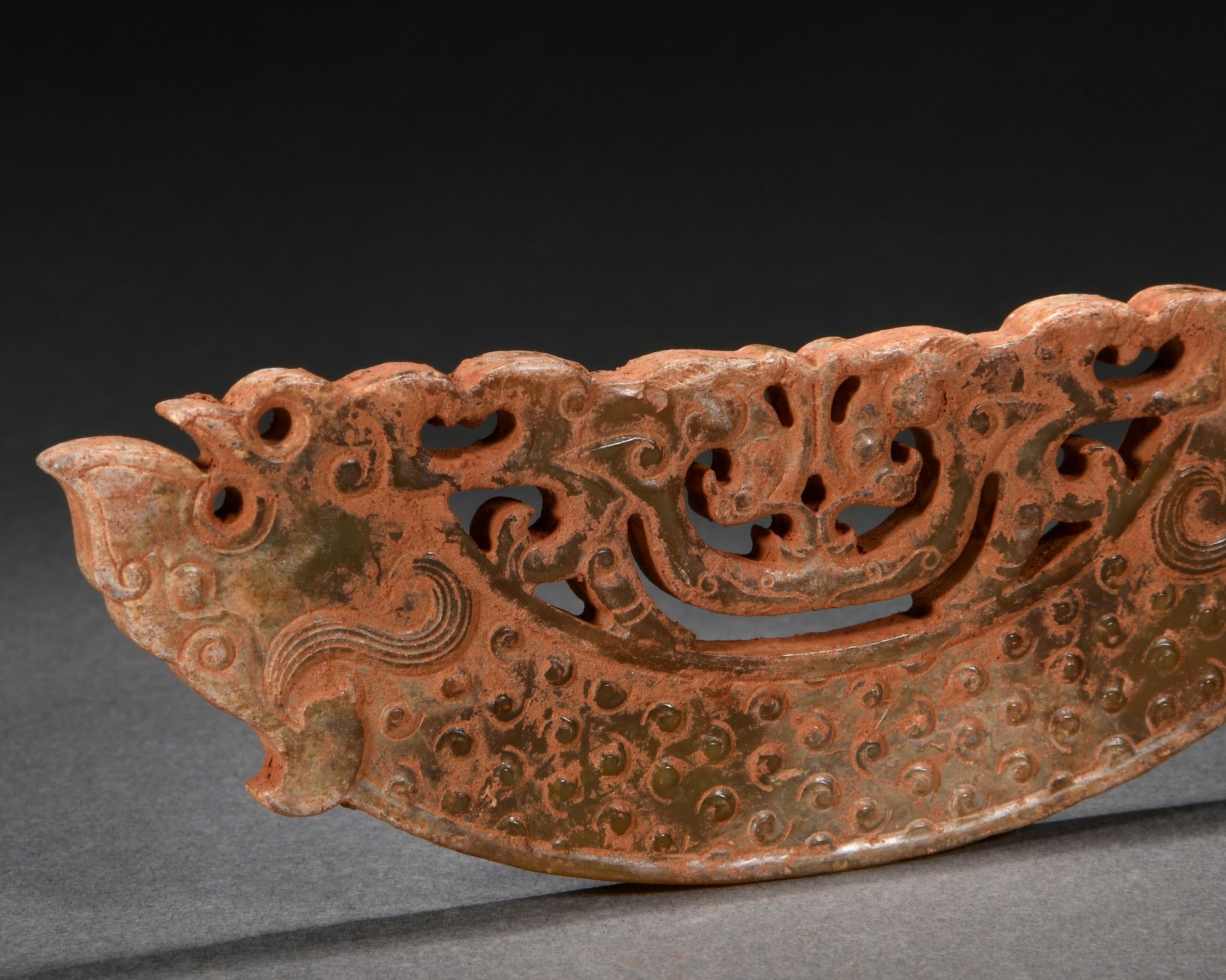 A Chinese Carved Jade Ornament Huang - Image 5 of 8