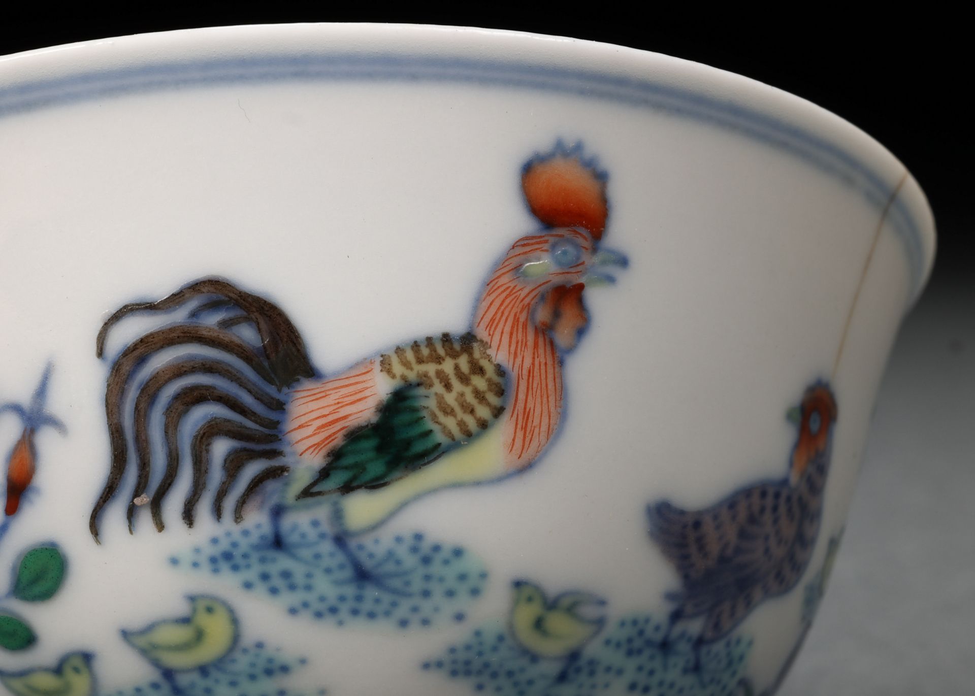 A Chinese Doucai Glaze Chicken Cup - Image 5 of 9