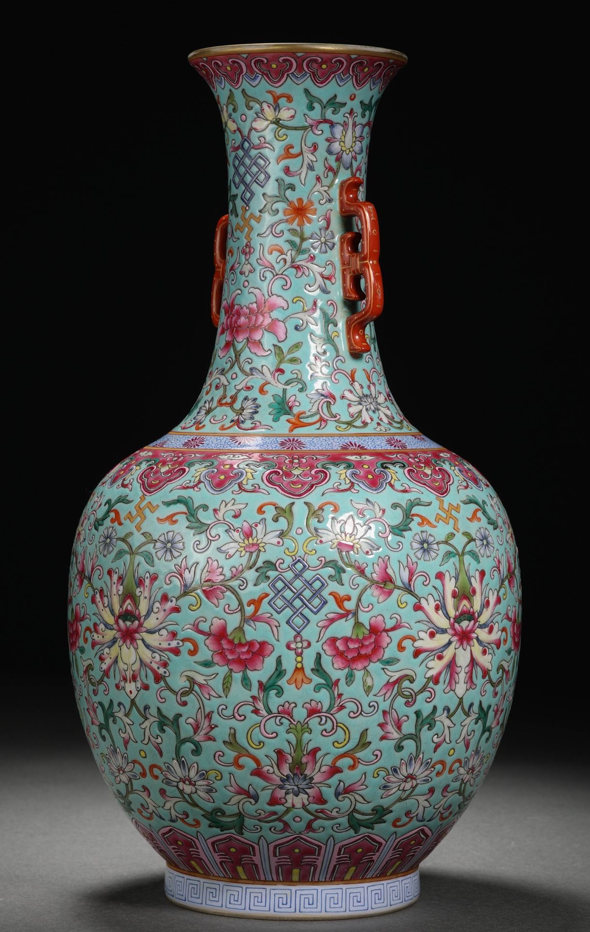 A Chinese Famille Rose Lotus Scrolls Vase - Bild 4 aus 13
