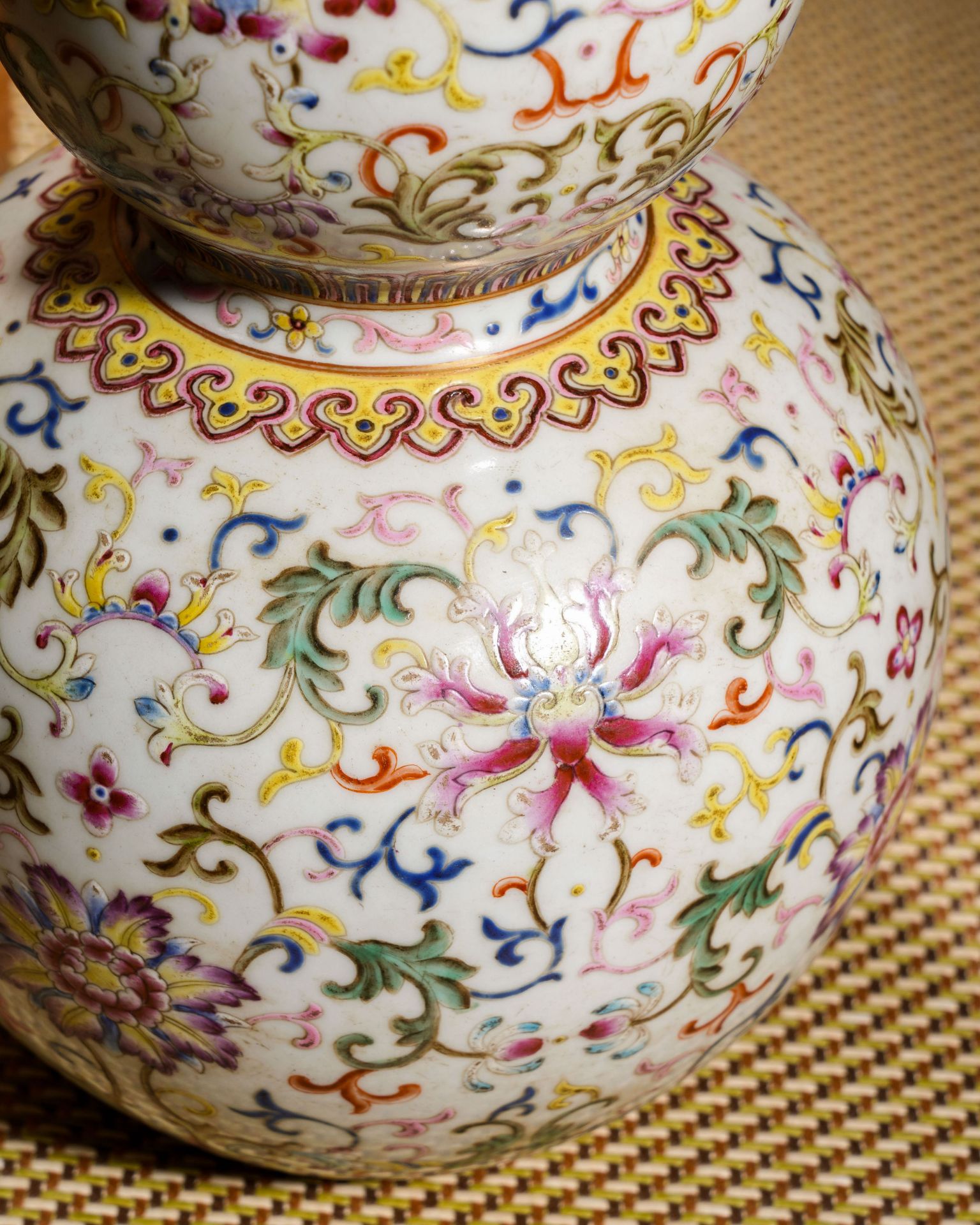 A Chinese Famille Rose Double Gourds Vase - Image 11 of 13