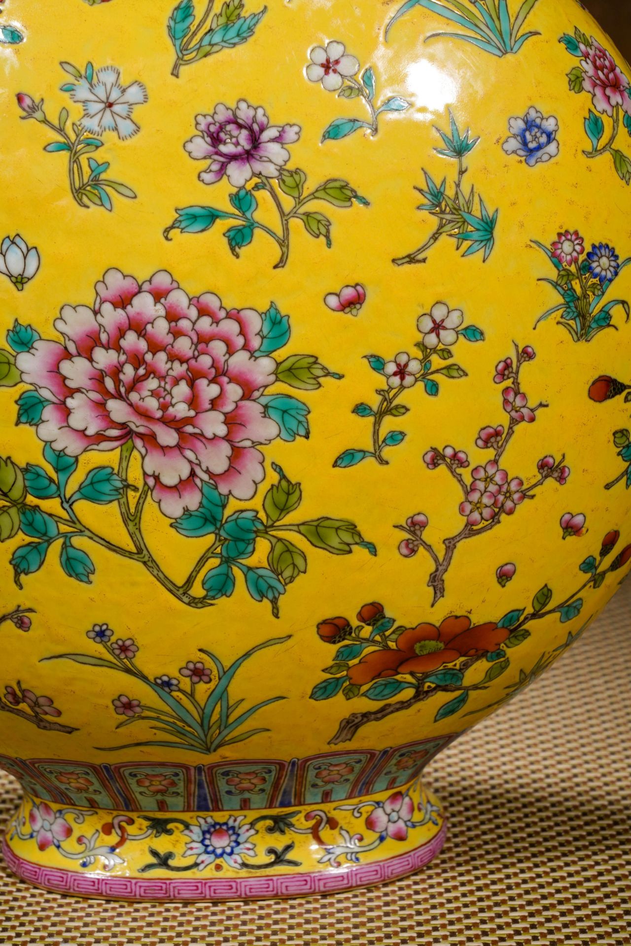 A Chinese Famille Rose Moon Flask - Image 10 of 13