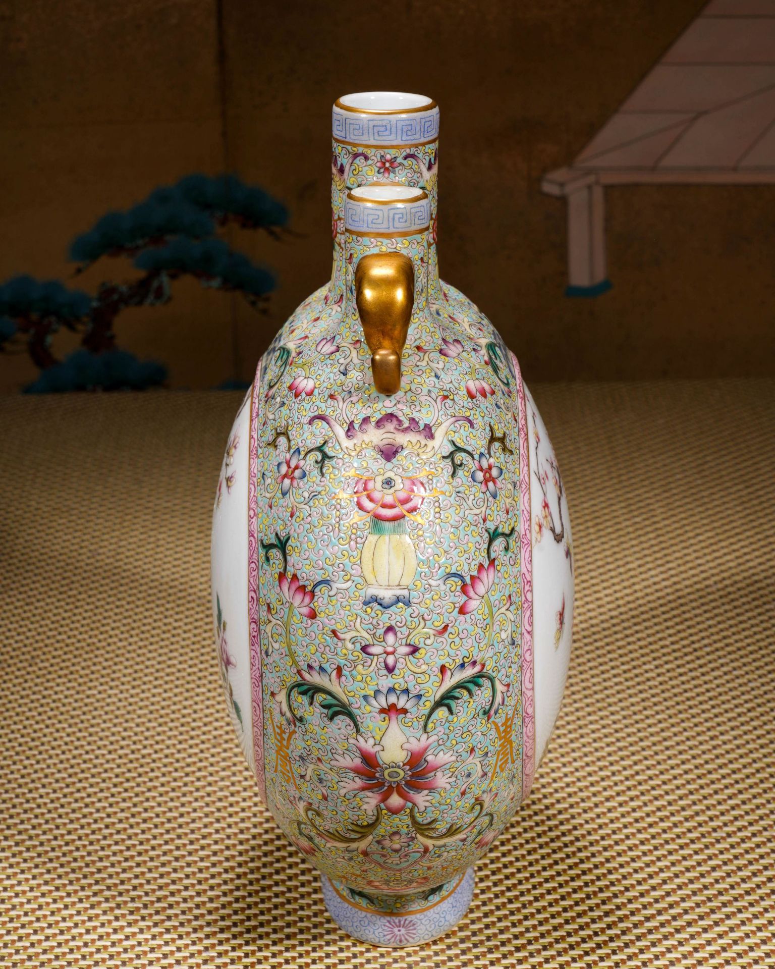 A Chinese Famille Rose Blooms Moon Flask - Image 5 of 11