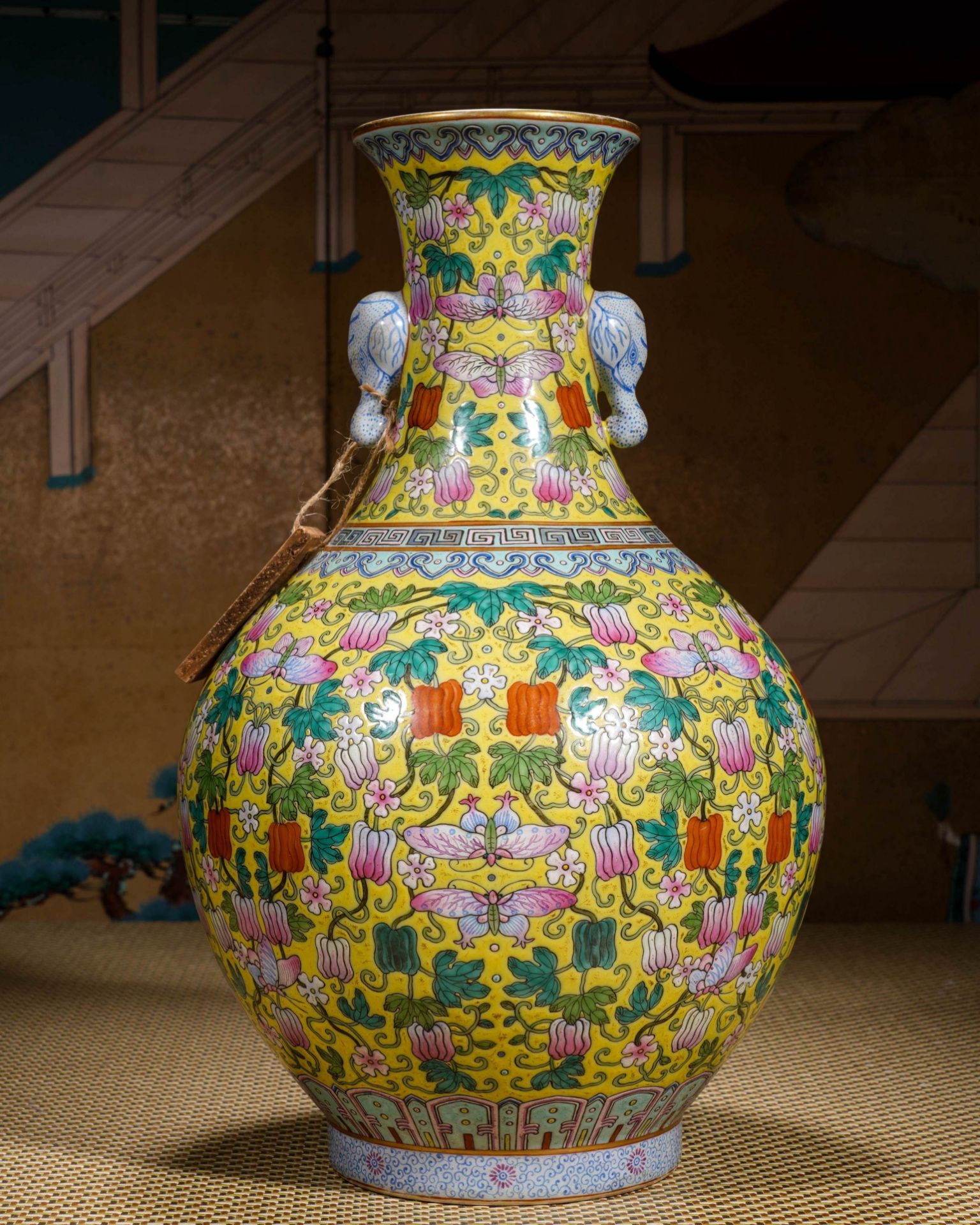 A Chinese Famille Rose Mellons Vase - Image 7 of 11