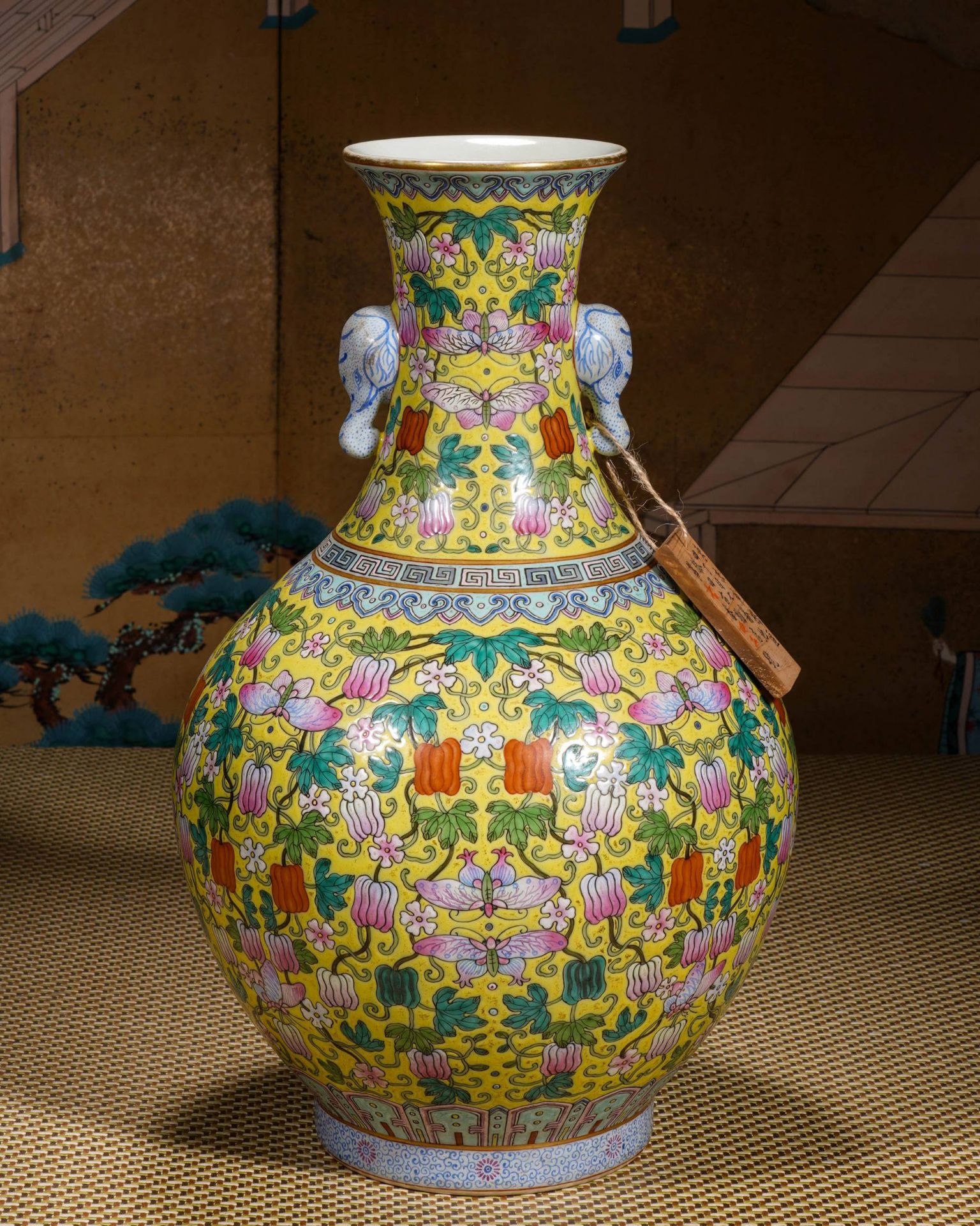 A Chinese Famille Rose Mellons Vase - Image 2 of 11