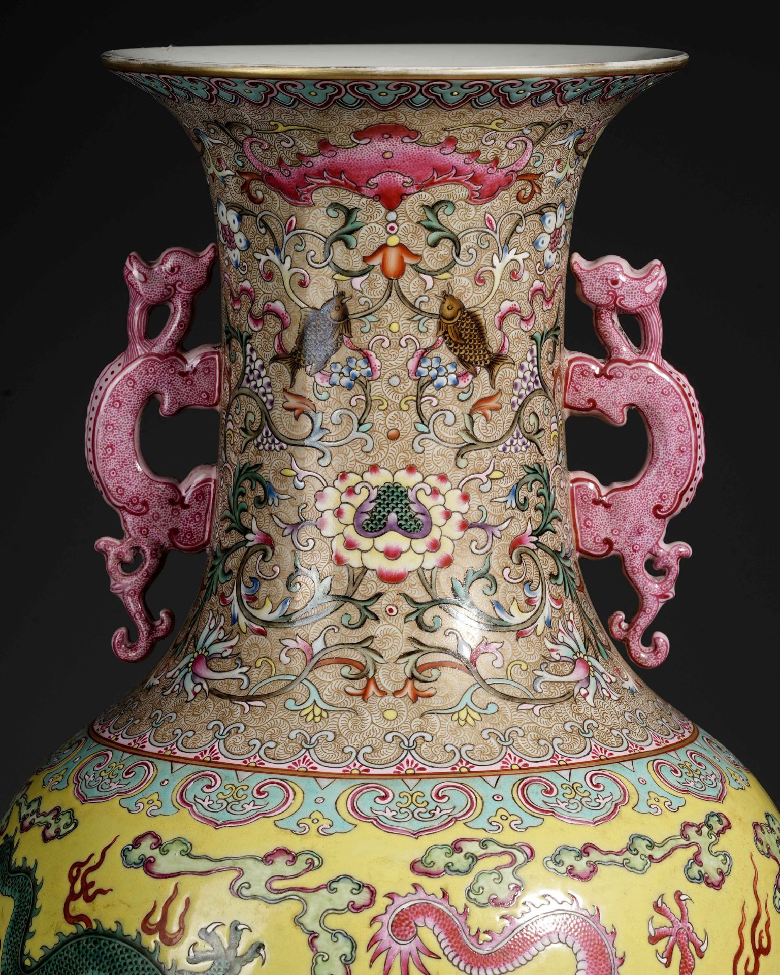 A Chinese Famille Rose Dragons Vase - Image 3 of 19