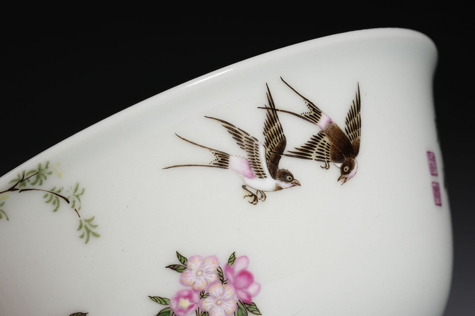 Pair Chinese Famille Rose Magpies Bowls - Image 7 of 14