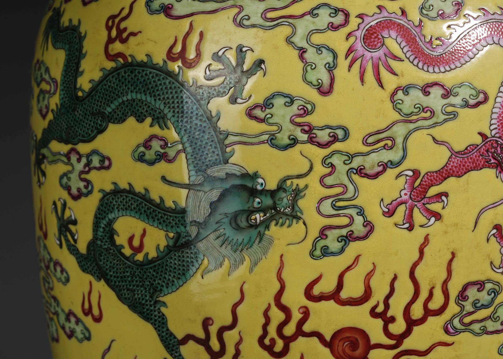 A Chinese Famille Rose Dragons Vase - Image 6 of 19