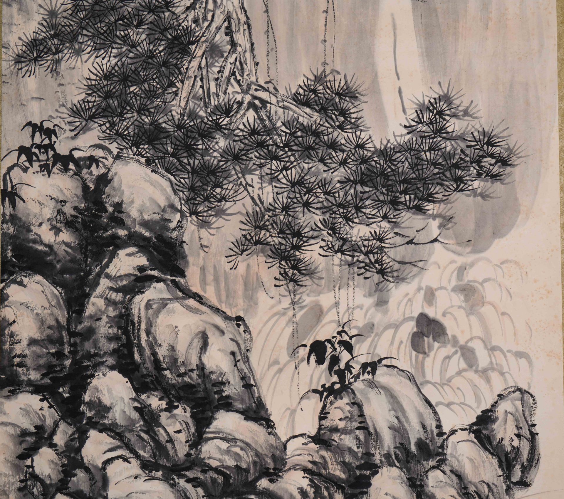 A Chinese Scroll Painting by Wu Changshuo - Image 7 of 8