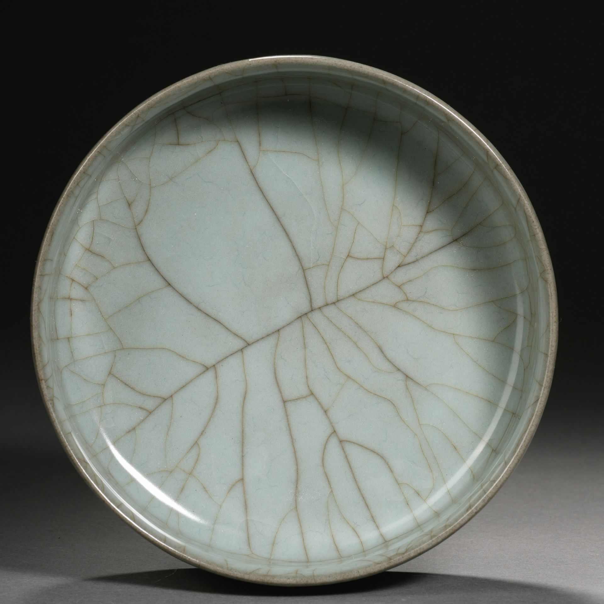 A Chinese Guan-ware Crackles Washer - Image 9 of 10