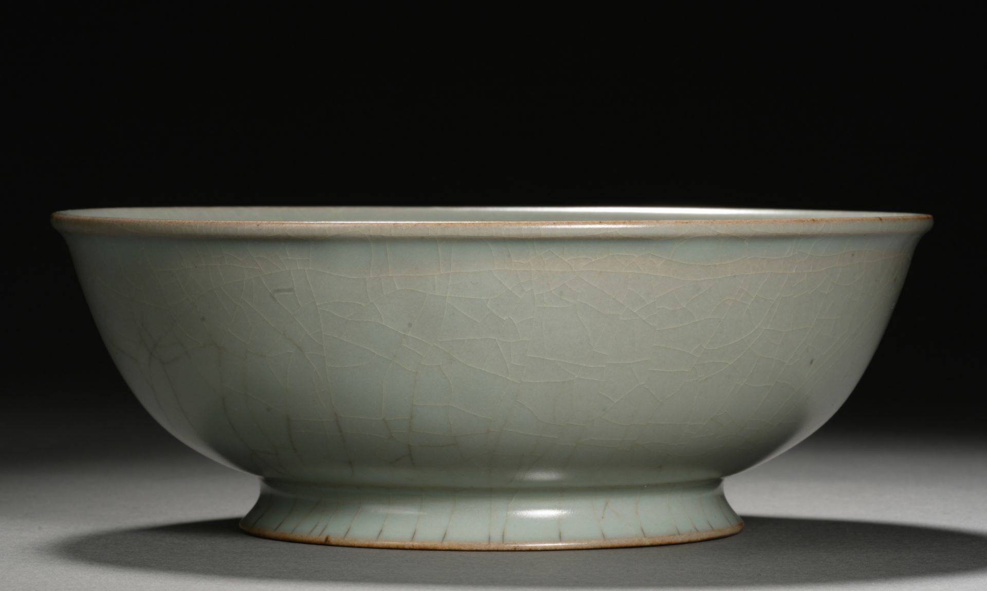 A Chinese Ru-ware Bowl - Image 2 of 8