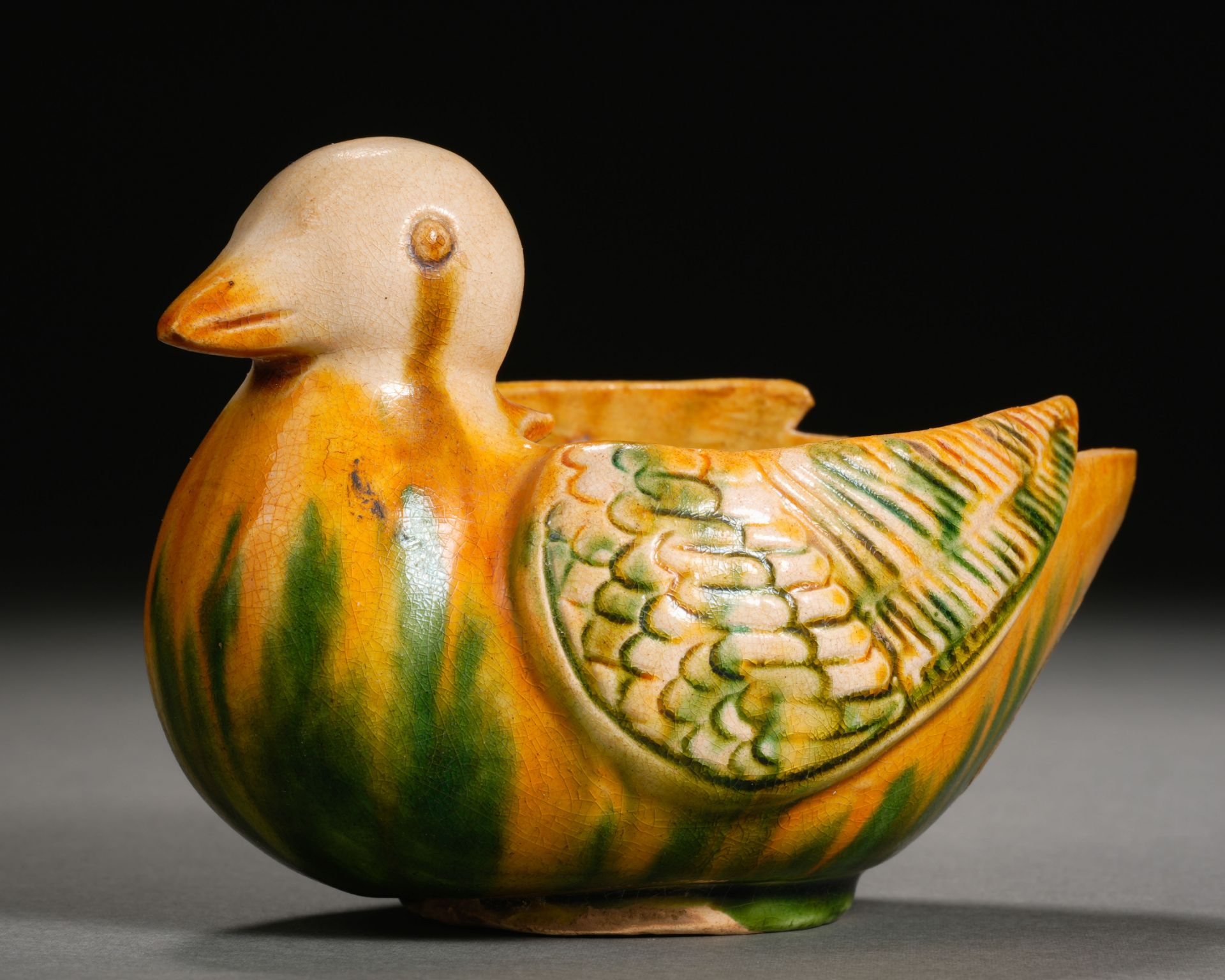 A Chinese Sancai Glaze Duck Shape Vessel - Bild 2 aus 10