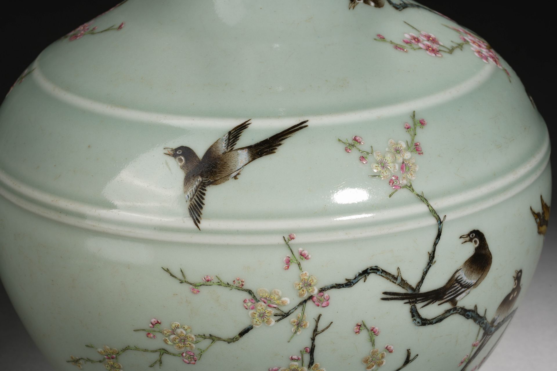 A Chinese Famille Rose Plum and Magpies Decorative Vase - Image 8 of 13