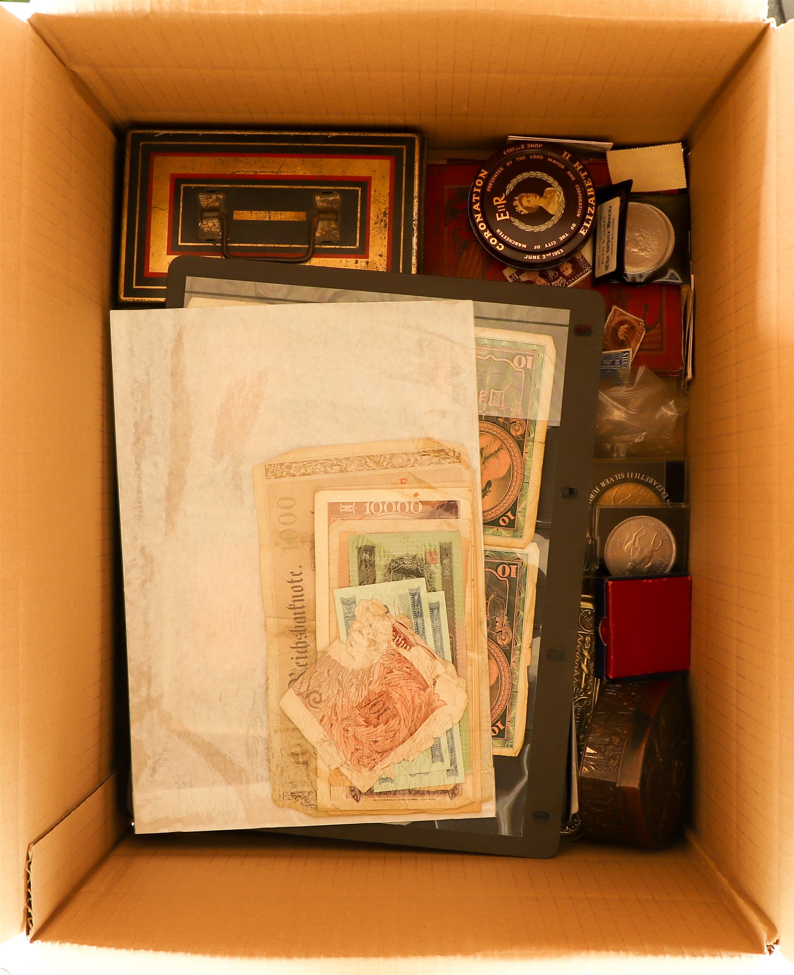 COINS, BANKNOTES, BADGES, MEDALS ETC with various coins in a tin, old banknotes incl. Hong Kong - Image 4 of 4
