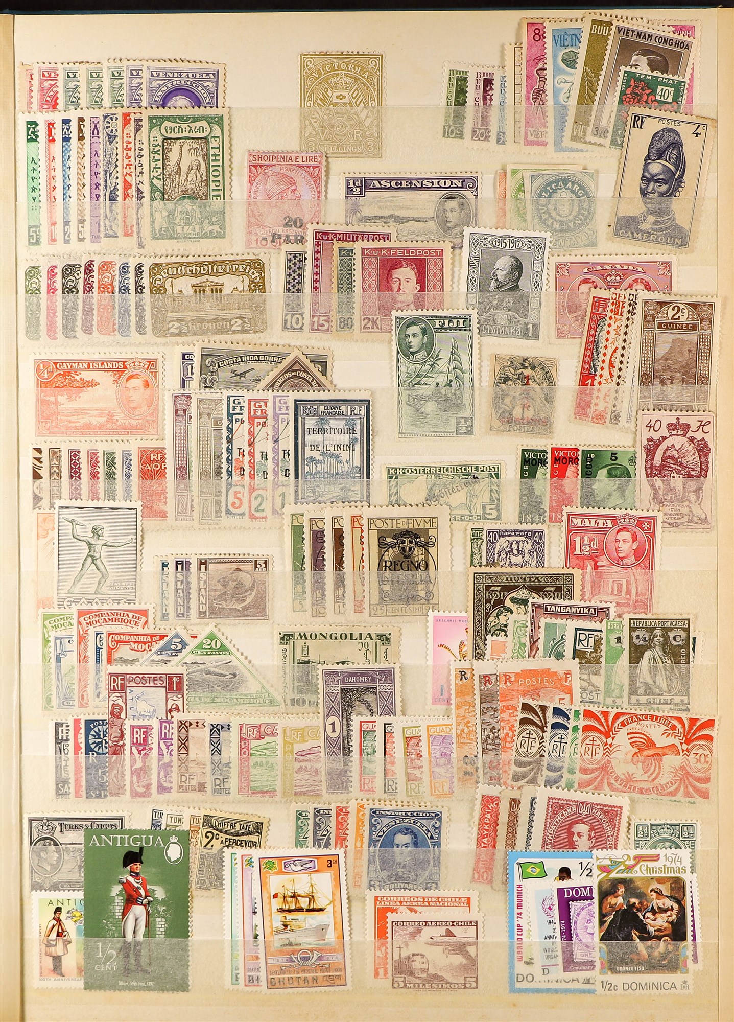 COLLECTIONS & ACCUMULATIONS WORLD RANGES of mint or later never hinged, with late 19th Century to - Image 3 of 27