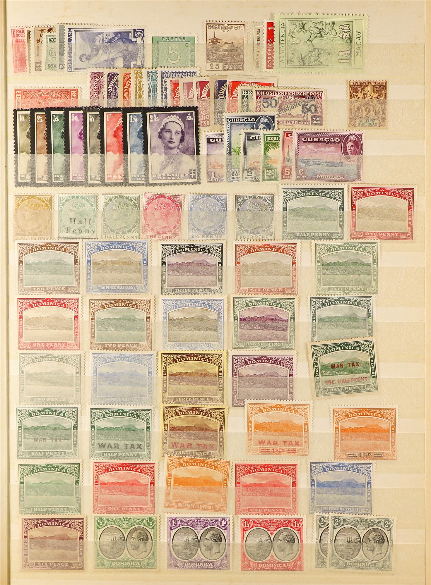 COLLECTIONS & ACCUMULATIONS WORLD RANGES of mint or later never hinged, with late 19th Century to - Image 13 of 27