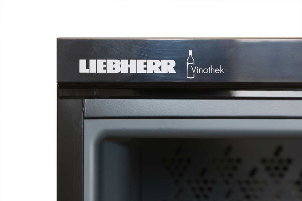 A Liebherr Vinothek Single Temperature Freestanding Wine Cabinet or Fridge - Image 3 of 3