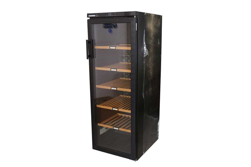 A Liebherr Vinothek Single Temperature Freestanding Wine Cabinet or Fridge