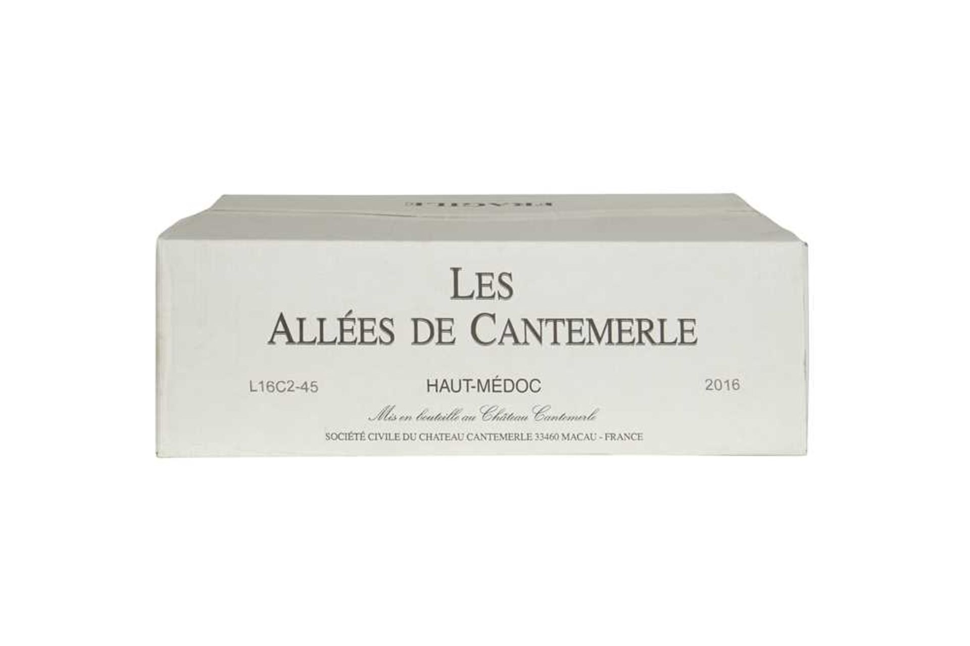 † Les Allees de Cantemerle, 2nd Wine of Chateau Cantemerle, Haut Medoc, 2016 twelve bottles (OCC)