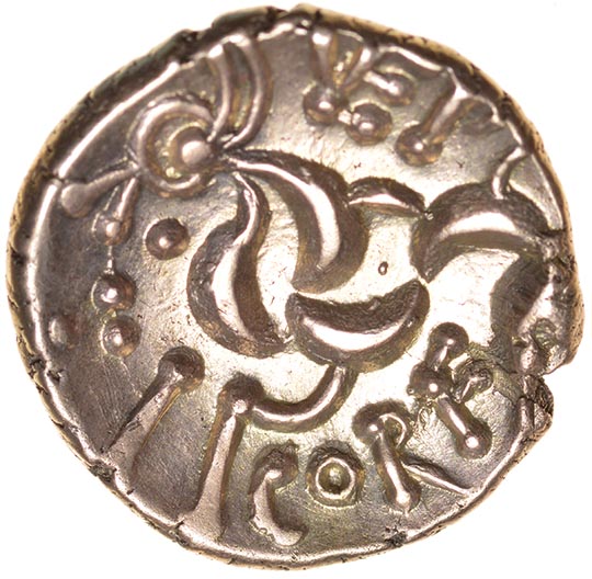 Vepocunavos Triadic. Corieltavi. c.AD 15-40. Celtic gold stater. 19mm. 5.27g. - Image 2 of 2