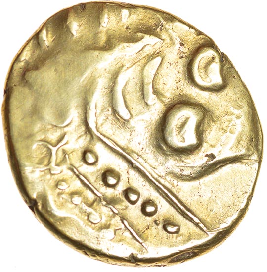 Great Waltham Curved Neck. Catuvellauni. c.75-65 BC. Celtic gold stater. 18-20mm. 6.43g.