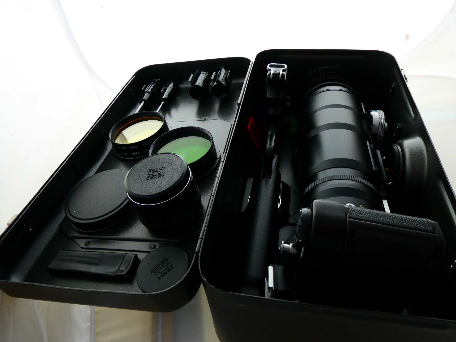 Spionagekamera mit Full - Set - Ausrüstung im Koffer, aus den 60 - er Jahren - Image 2 of 4