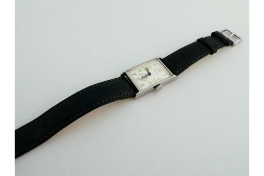 Revue Armbanduhr - Bild 1 aus 5