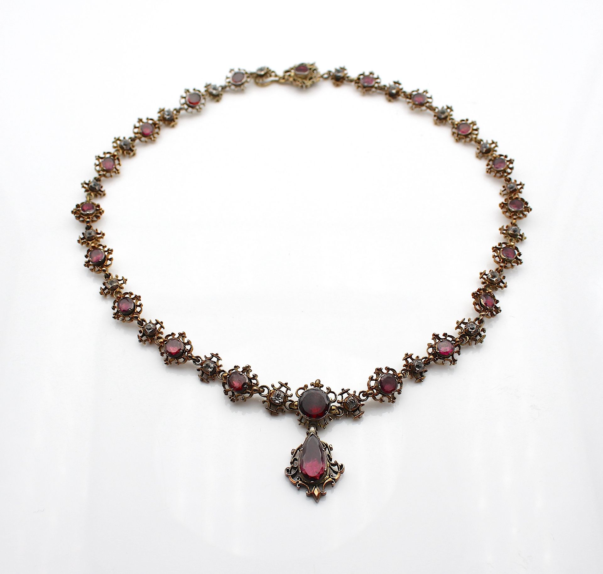 Charming antique necklace with garnet and rock crystal - Image 3 of 5