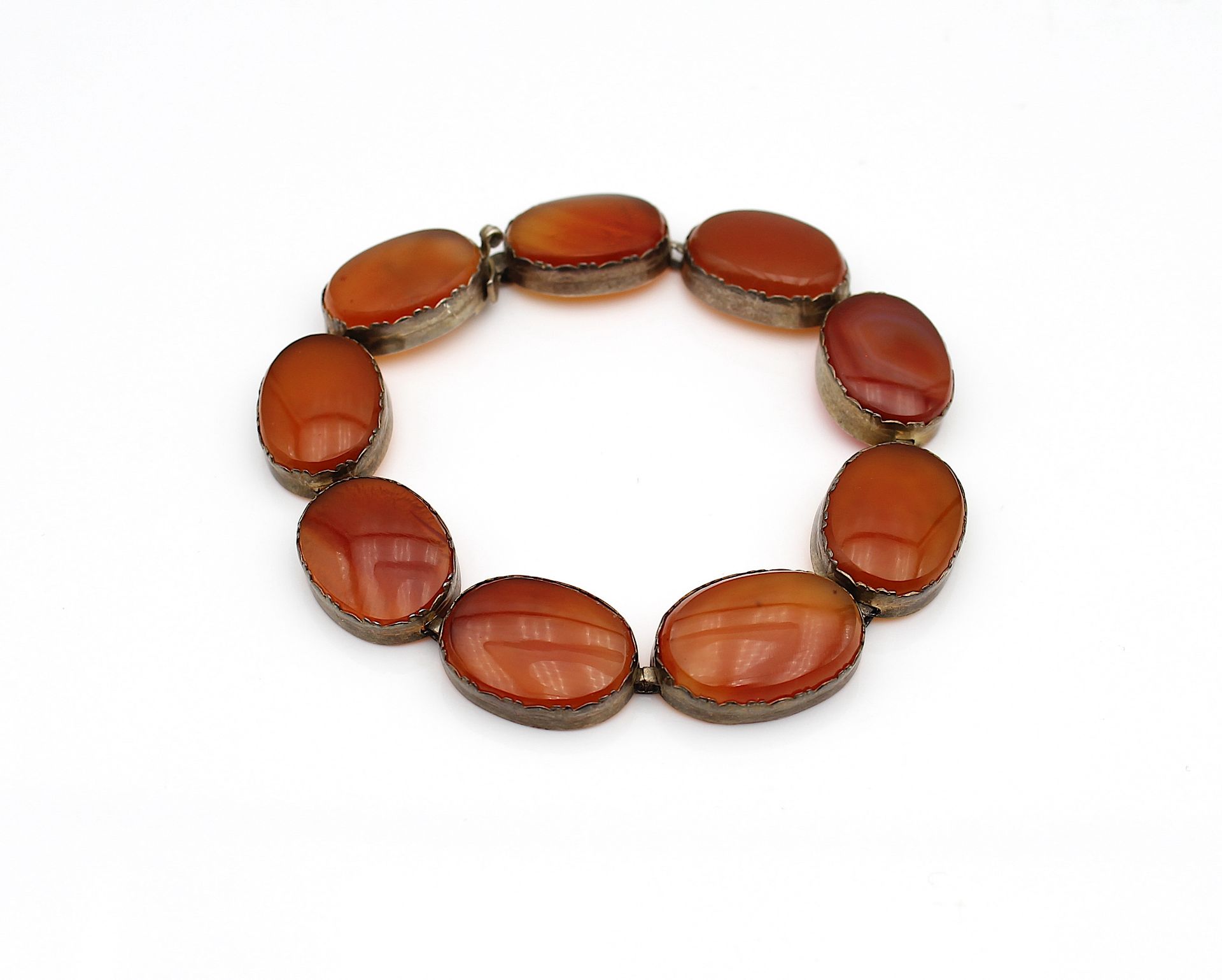 Vintage bracelet with carnelian