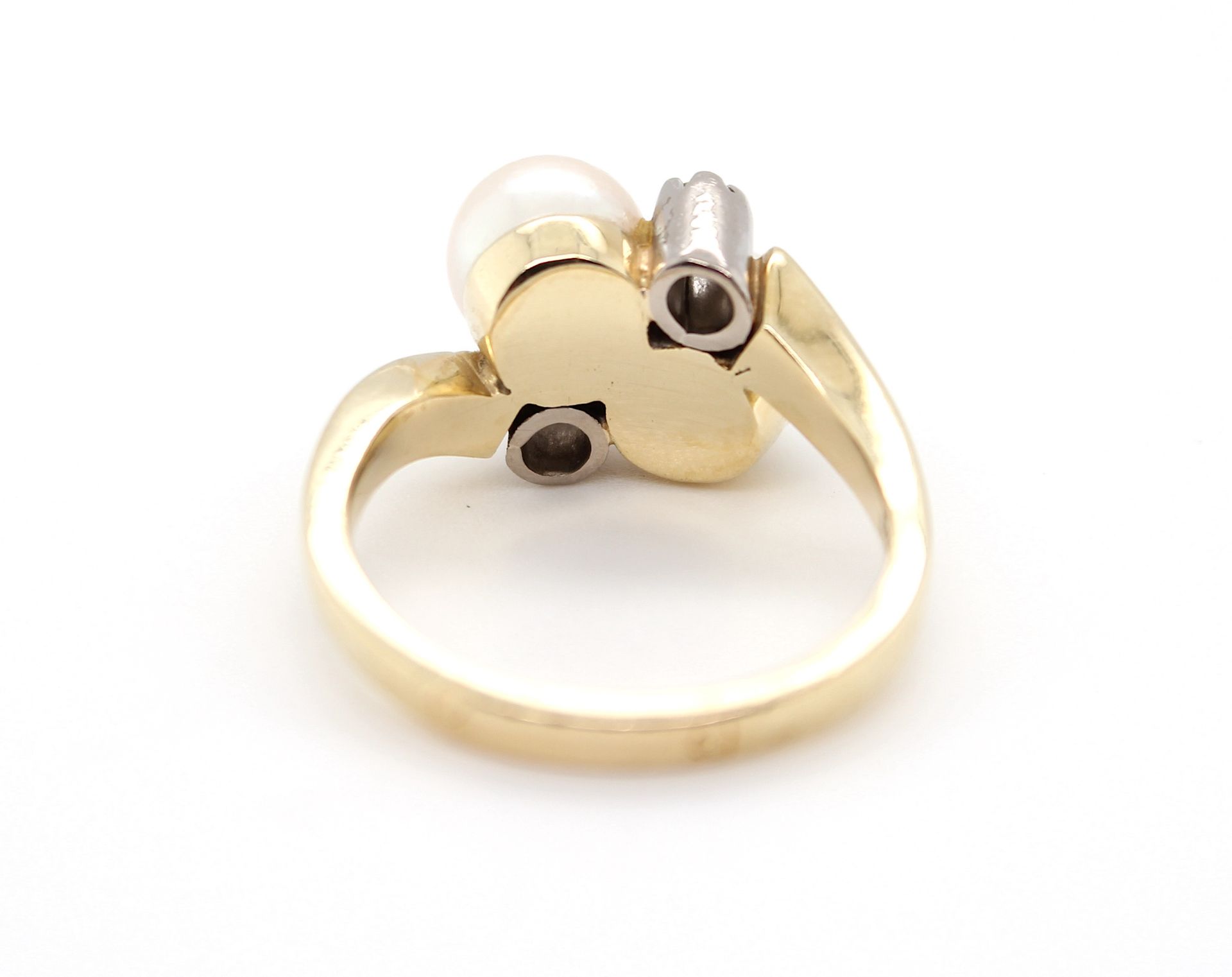 Ring with cultured pearls and diamonds - Image 3 of 3