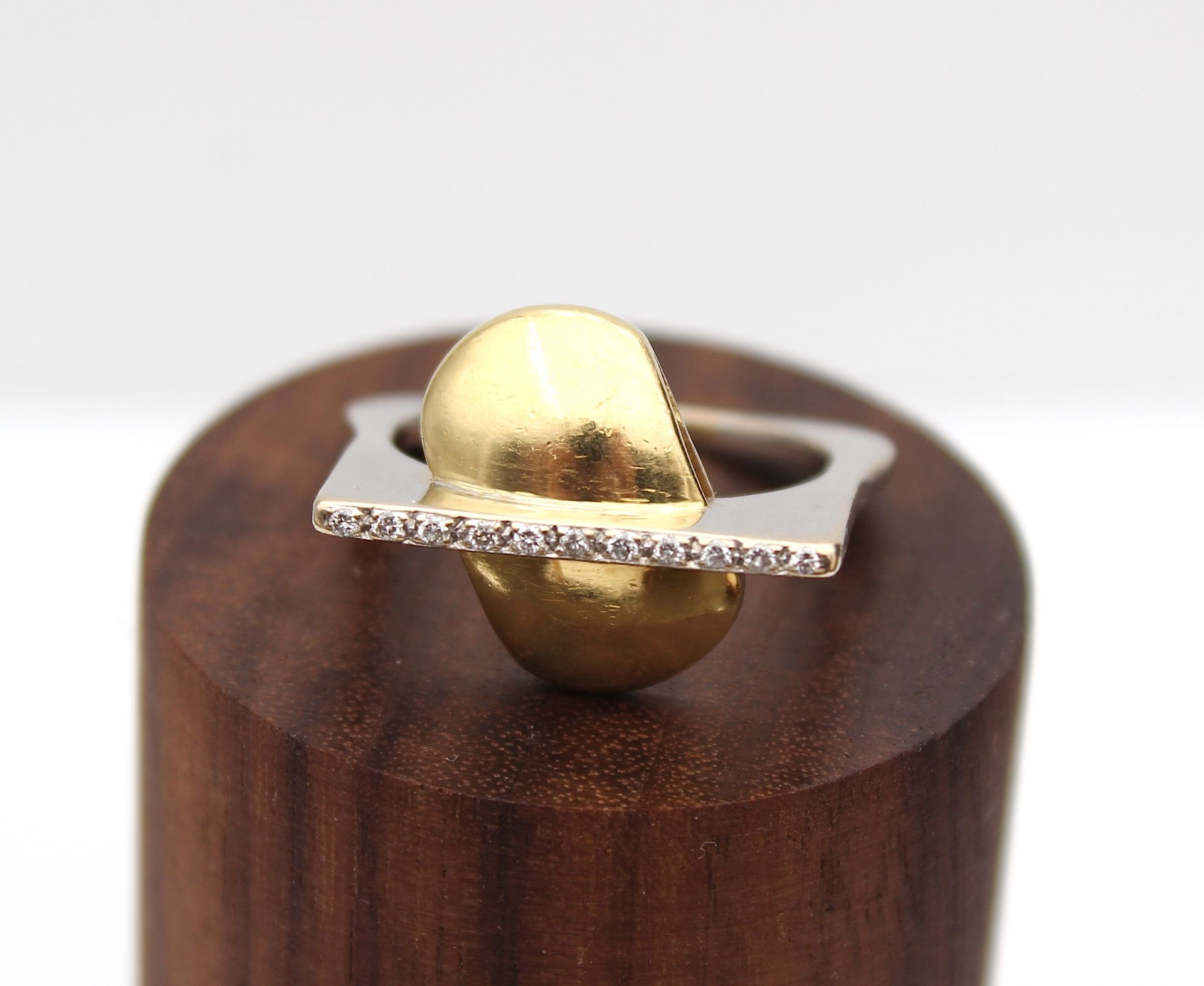 Modern brilliant ring - Image 2 of 3