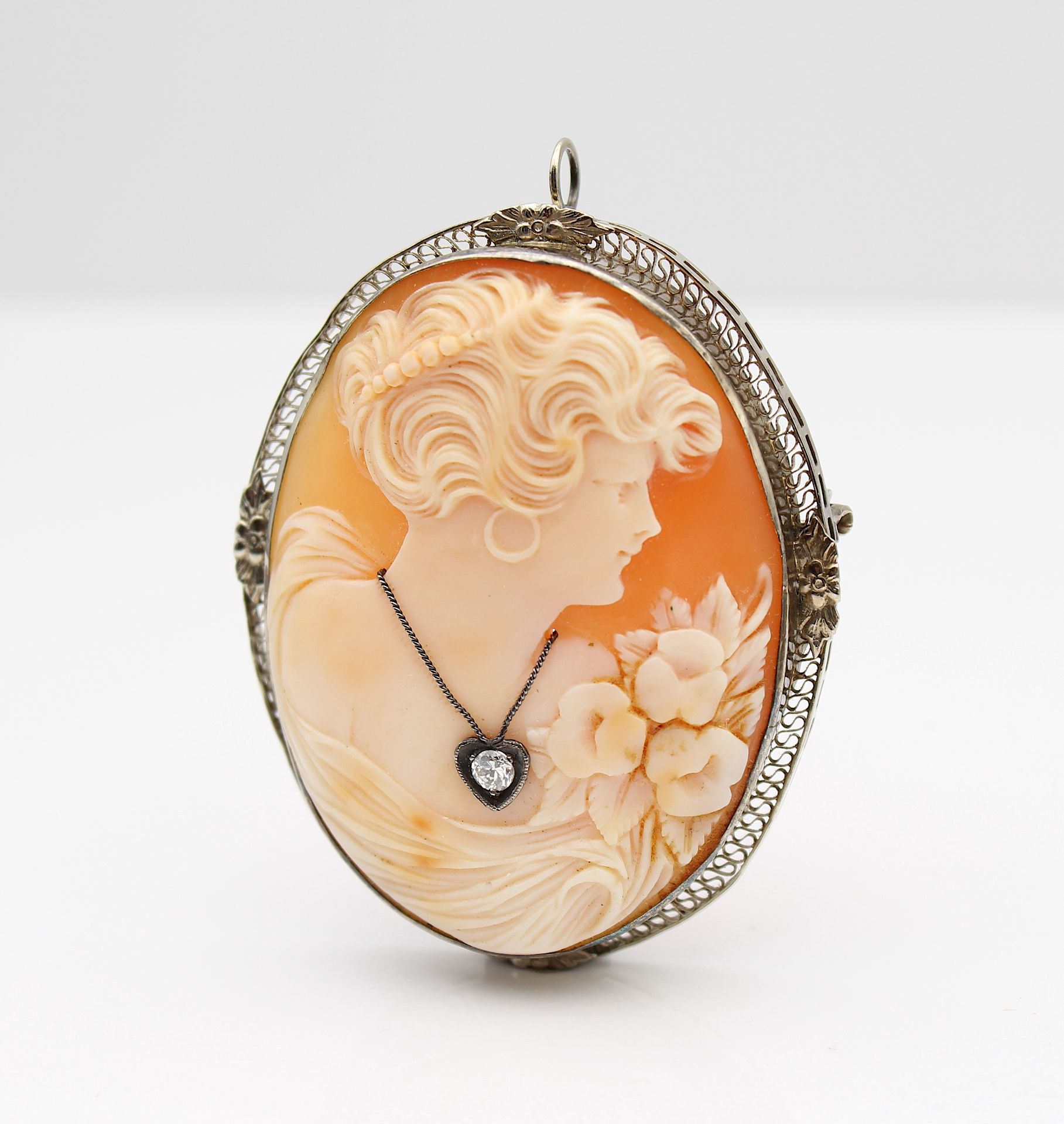 Dreamlike shell gem as pendant/brooch - Image 2 of 5