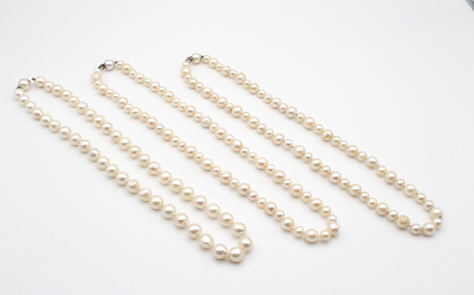 3 simple cultured pearl necklaces