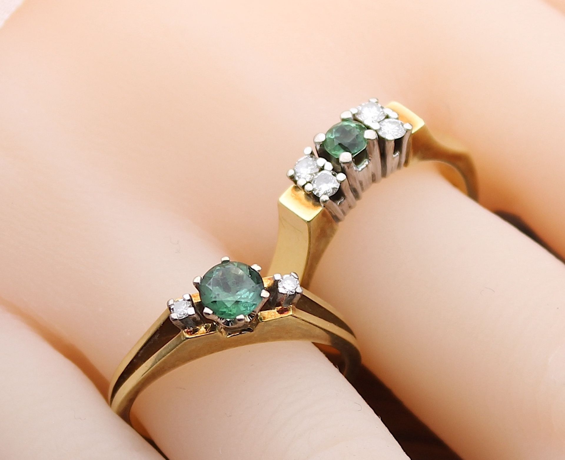 2 Ringe mit Turmalin, Brillanten und Diamanten