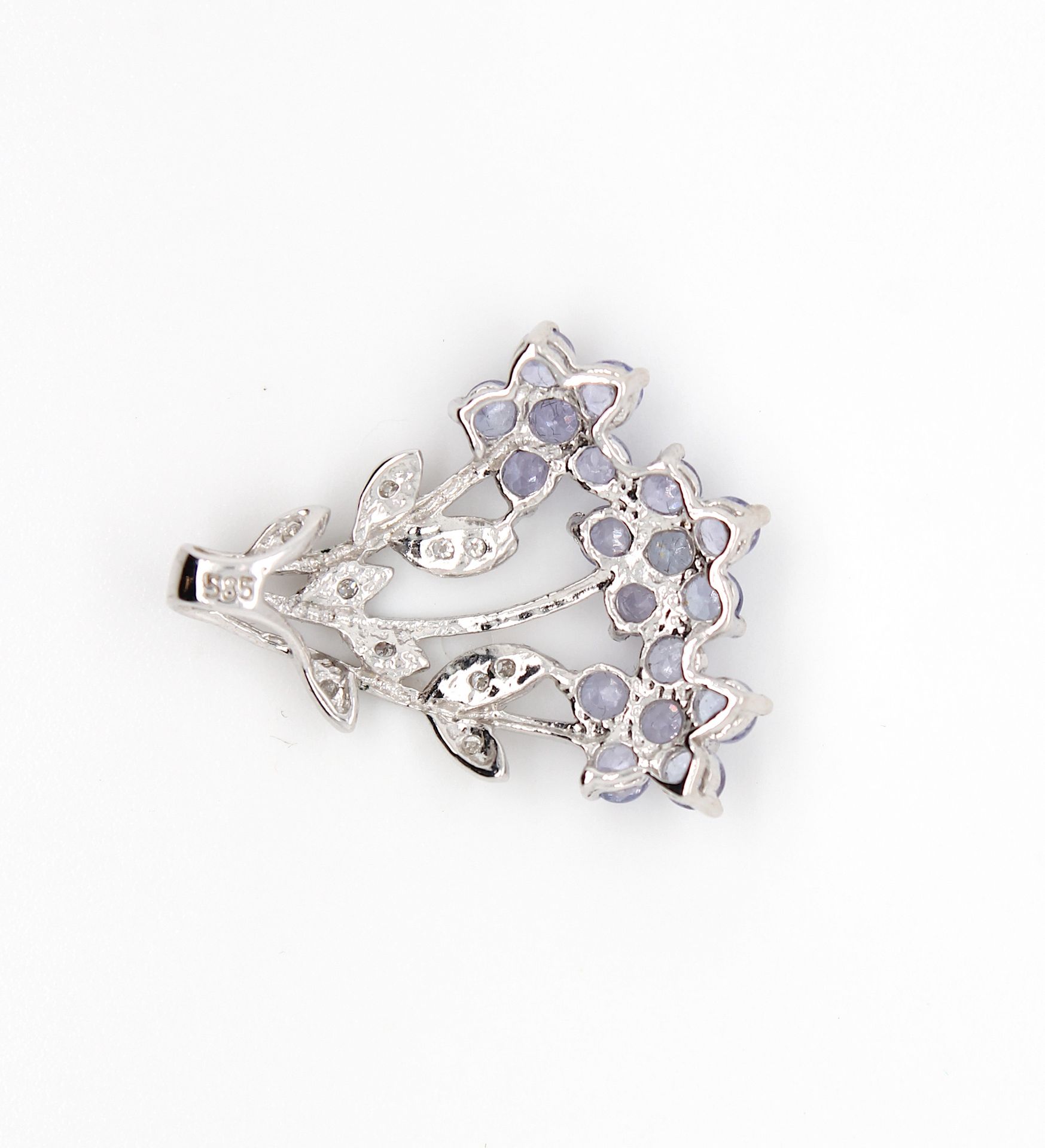 Stud earrings and a pendant with tanzanites and diamonds - Image 5 of 5