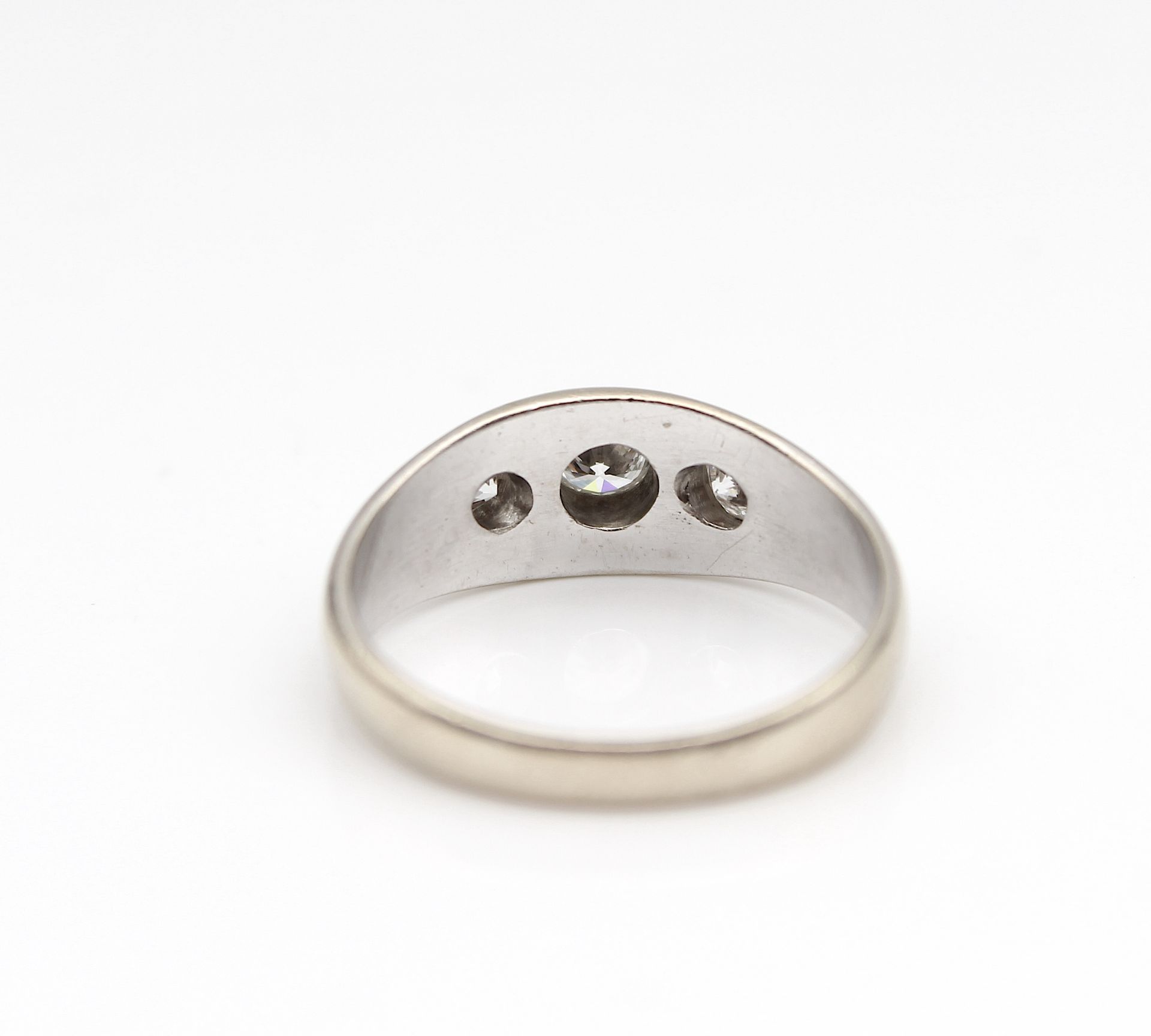 Klassischer Ring mit Brillanten, ges. ca. 0,55 ct - Bild 3 aus 3