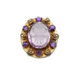 Blumige Brosche mit Amethysten um 1900