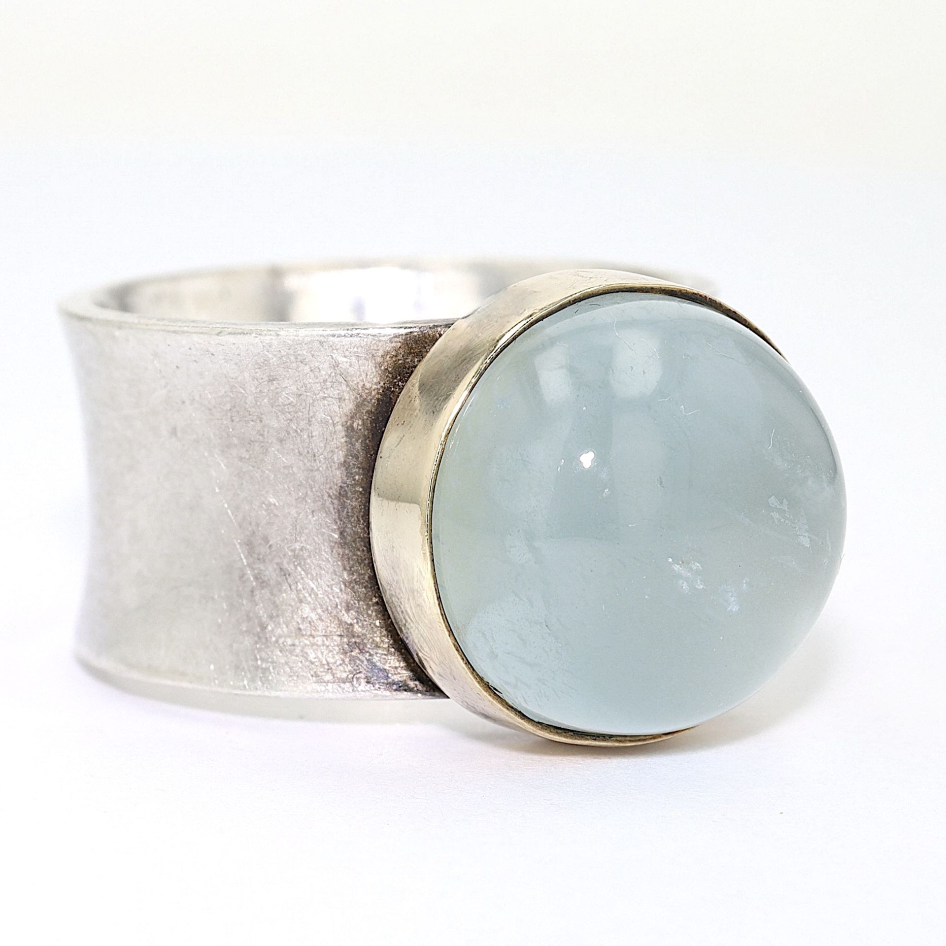 Ring, Silber/Gold mit einem Aquamarin-Cabochon - Bild 3 aus 3