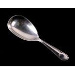 A George V silver caddy spoon of Art Deco design, Cooper Bros & Sons, Sheffield 1928, 14g, 9cms