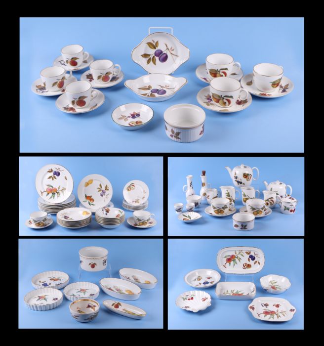 A large quantity of Royal Worcester Evesham dinner and tea service.Condition ReportGeneral wear, the