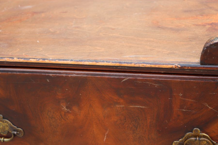 A pair of George III style mahogany chests, each with an arrangement of five long drawers, on - Image 30 of 31