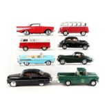 A quantity of assorted 1-24 scale diecast vehicles to include Bburago XK120, Welly Volkswagen