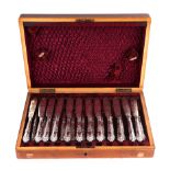 A set of twelve Edward VII Queens pattern silver handled fish knives and forks, Sheffield 1909,