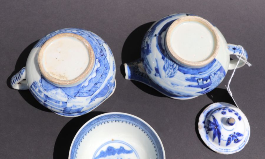 A pair of Chinese blue & white shallow dishes decorated with a pagoda, 15cms diameter; together with - Image 3 of 5