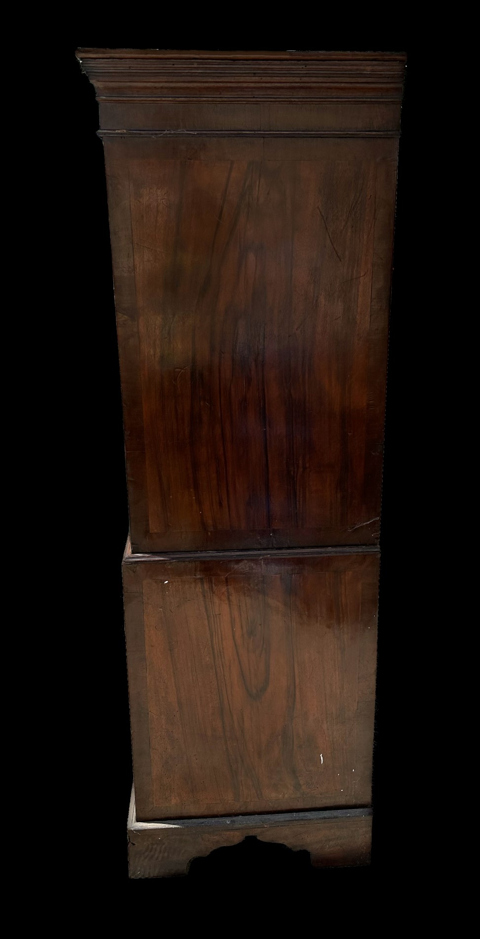 An 18th century style walnut veneered tallboy with moulded cornice above two short and six long - Image 3 of 7